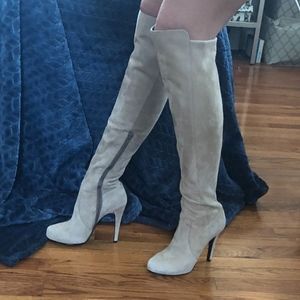 Suede boots from Japan